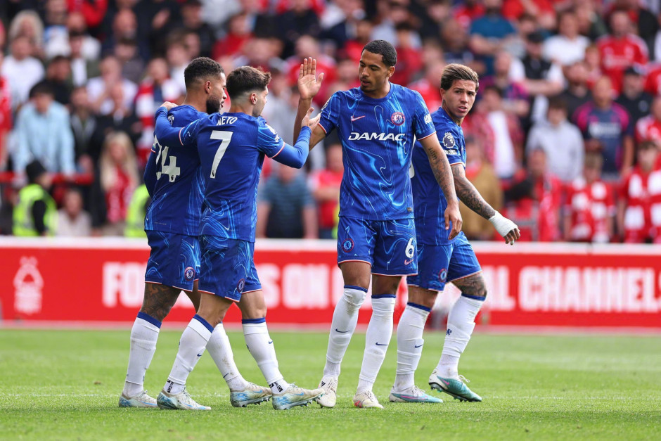 阿伦·贾吉在 2022 年击出第 62 轰时，现场球迷因争抢该纪录球引发大规模混乱